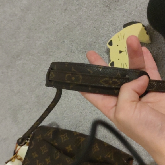 Authentic st cloud - Picture 6 of 7